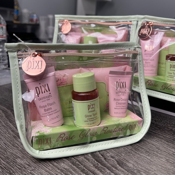 PIXI ROSE GLOW ROUTINE (3 SETS) - Picture 3 of 6